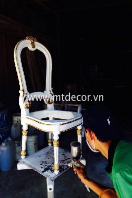 phòng khách tân cổ điển